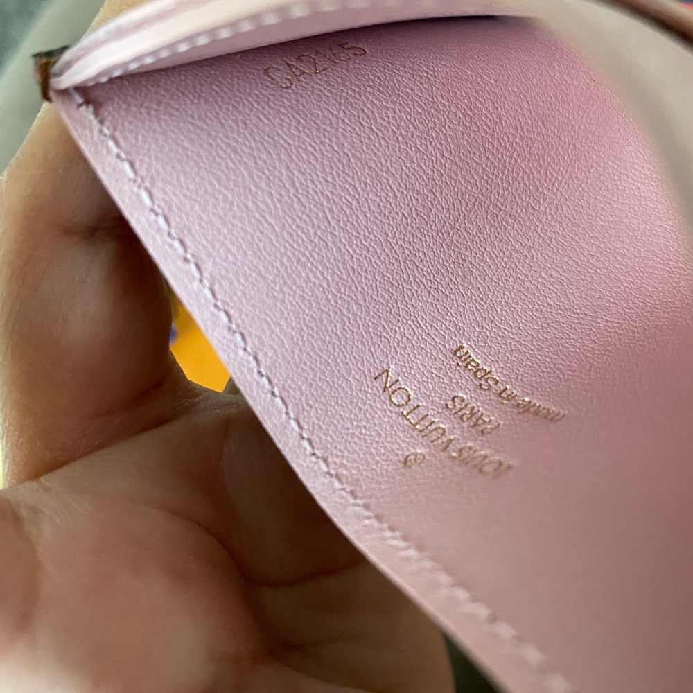 🌸Louis Vuitton 🌸 - Picture 8 of 8
